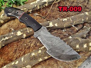 10" Long Damascus steel tracker knife hand forged twist pattern full tang, 2 tone bull horn with holes scale, Cow hide leather sheath