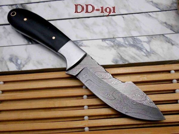 9 Inches Long Full Tang Hand Forged Damascus Steel Custom Made Hunting Knife