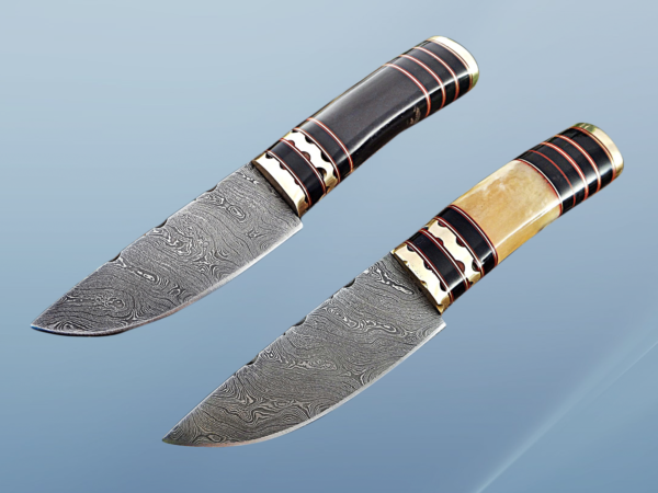 9" Long hand forged Damascus steel Knife, Buffalo Horn round scale with engraved Brass and fiber spacing, cow hide Leather sheath