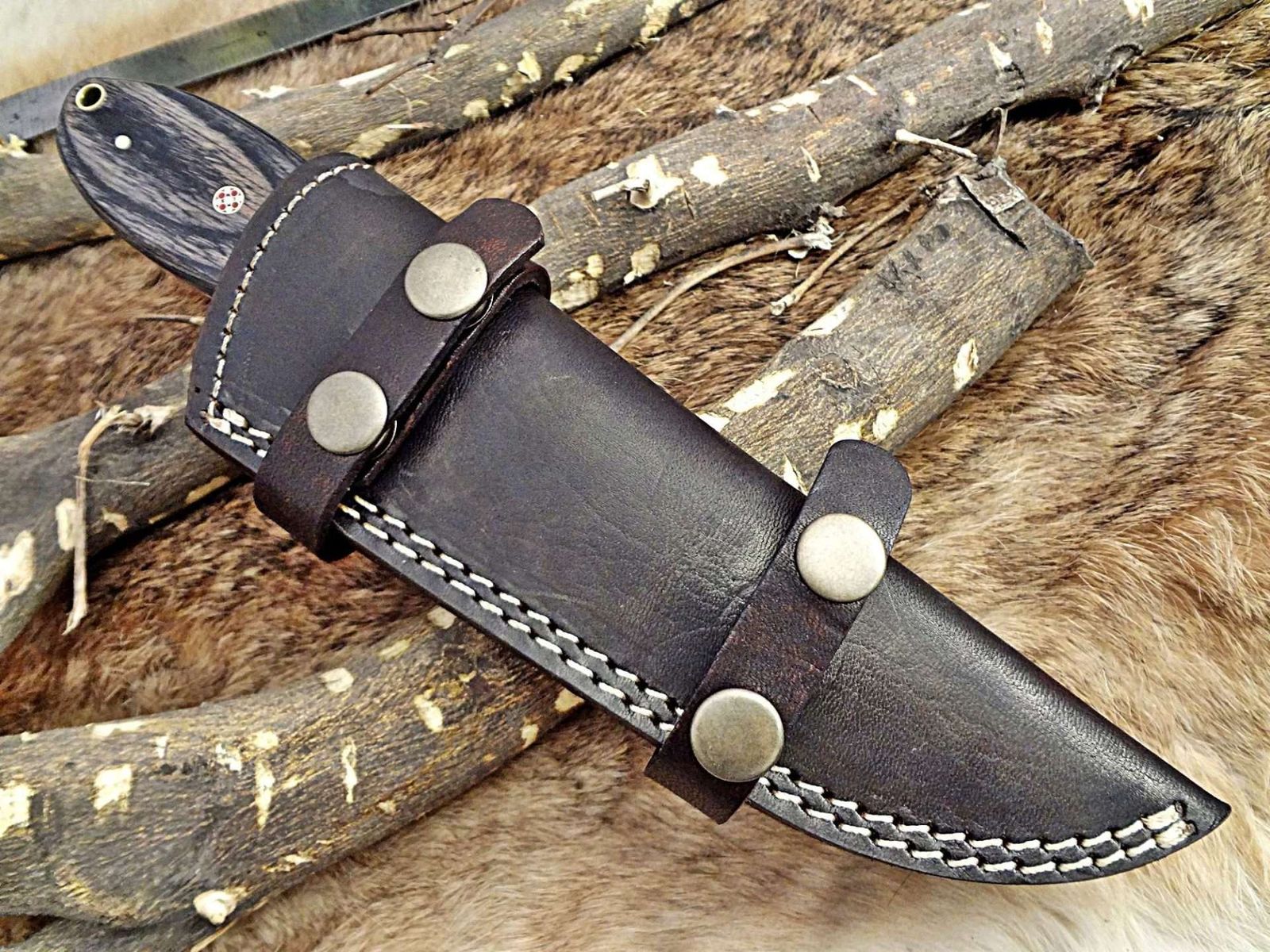8 Long skinning knife, 4 full tang gut hook blade, hand forged Damascus  steel, available in 3 scales, includes Cow Leather sheath - Damacus Depot,  Inc.