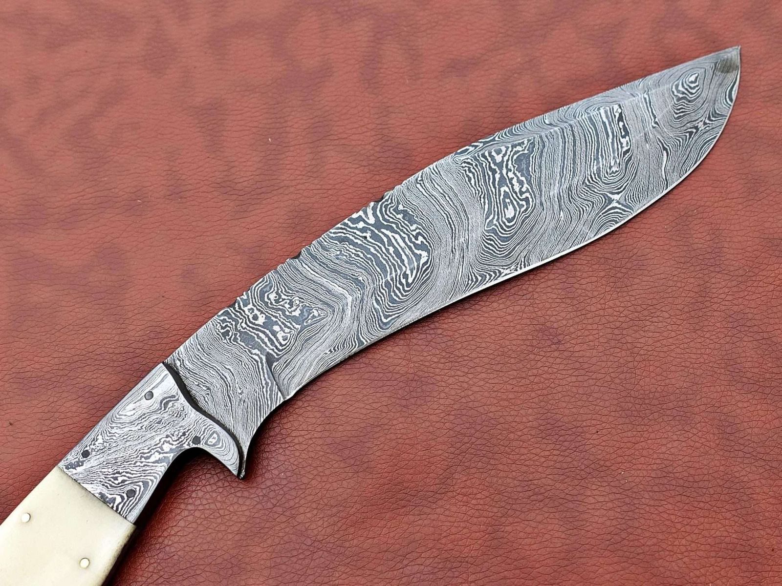 Handmade Damascus Steel Knife (Blank Blade) 