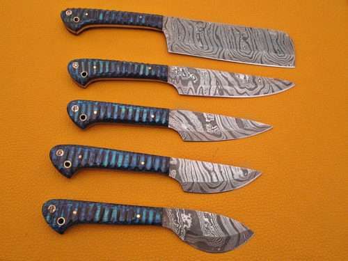 5 Pieces Damascus steel kitchen knife set includes (10.6+9.6+9.0+8.0+7.6)" knives in Blue Jigged wood scale, includes Roll able Leather suede sheath