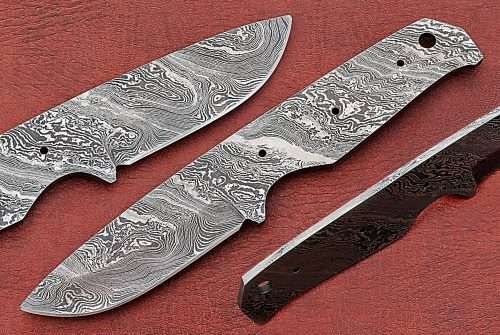 7.5" long Damascus steel straight back blank blade, 3.25" cutting edge