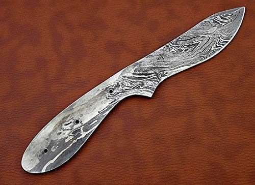 Knife Making Supplies, Damascus Steel Blank Blade 9.5 inches Long Hand Forged Skinning Knife with 3 Pin Hole & an Inserting Hole Space 5 inches Cutting Edge, 4.5" Scale Space