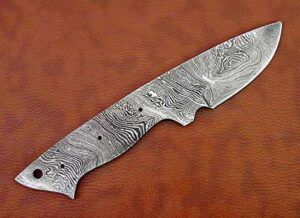 8 inches Long Hand Forged Damascus Steel Straight Back Blank Blade Skinning Knife, 4" Scale Space with 3 Pin Hole & an Inserting Hole Space 3 inches Cutting Edge
