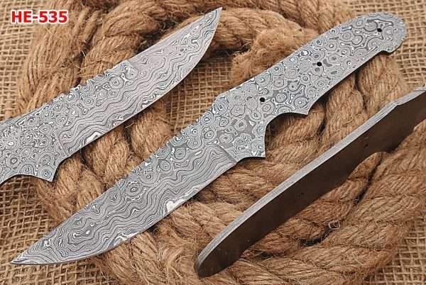 Rain drop pattern Damascus Steel Blank Blade 9.25 inches Long Hand Forged Trailing Point Skinning Knife, Pocket Knife with 3 Pin Hole, 4.25 inches Cutting Edge, 4.5" Scale Space (Copy)